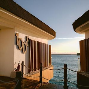 Water Bungalow Suite